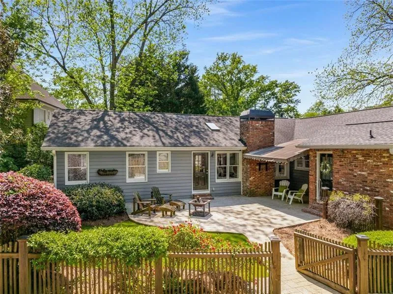 1041 Standard Drive Ne, Brookhaven, Georgia 30319, 4 Bedrooms Bedrooms, ,3 BathroomsBathrooms,Residential,For Sale,1041 Standard Drive Ne,7632637