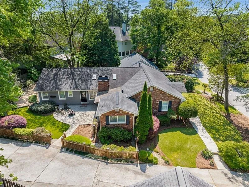 1041 Standard Drive Ne, Brookhaven, Georgia 30319, 4 Bedrooms Bedrooms, ,3 BathroomsBathrooms,Residential,For Sale,1041 Standard Drive Ne,7632637