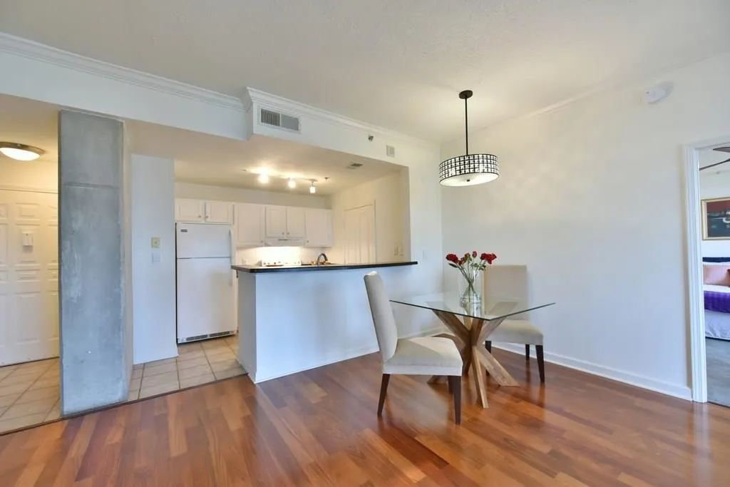 1101 Juniper Street Ne Unit 1411, Atlanta, Georgia 30309, 2 Bedrooms Bedrooms, ,2 BathroomsBathrooms,Residential,Sold,1101 Juniper Street Ne Unit 1411,6031882