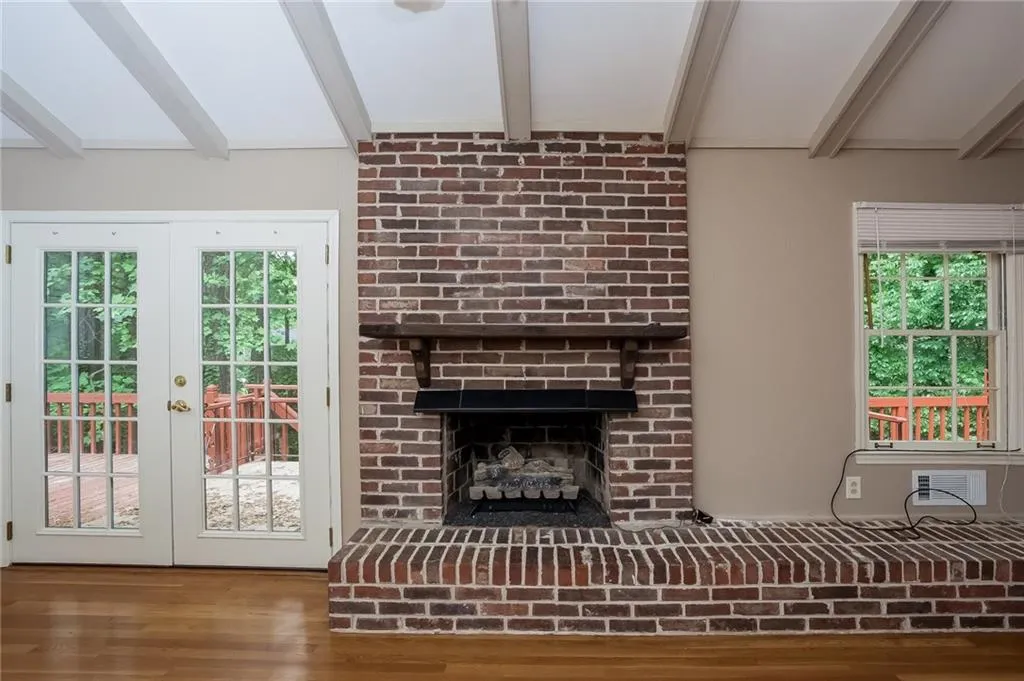 425 Grenock Circle, Sandy Springs, Georgia 30328, 4 Bedrooms Bedrooms, ,3 BathroomsBathrooms,Residential,Sold,425 Grenock Circle,5689927