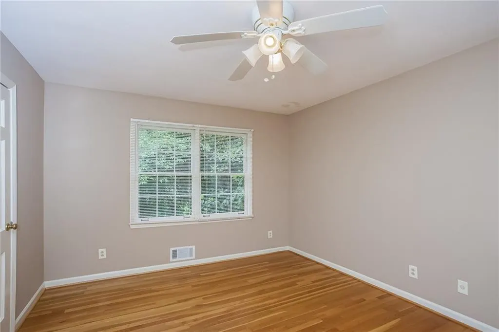 425 Grenock Circle, Sandy Springs, Georgia 30328, 4 Bedrooms Bedrooms, ,3 BathroomsBathrooms,Residential,Sold,425 Grenock Circle,5689927