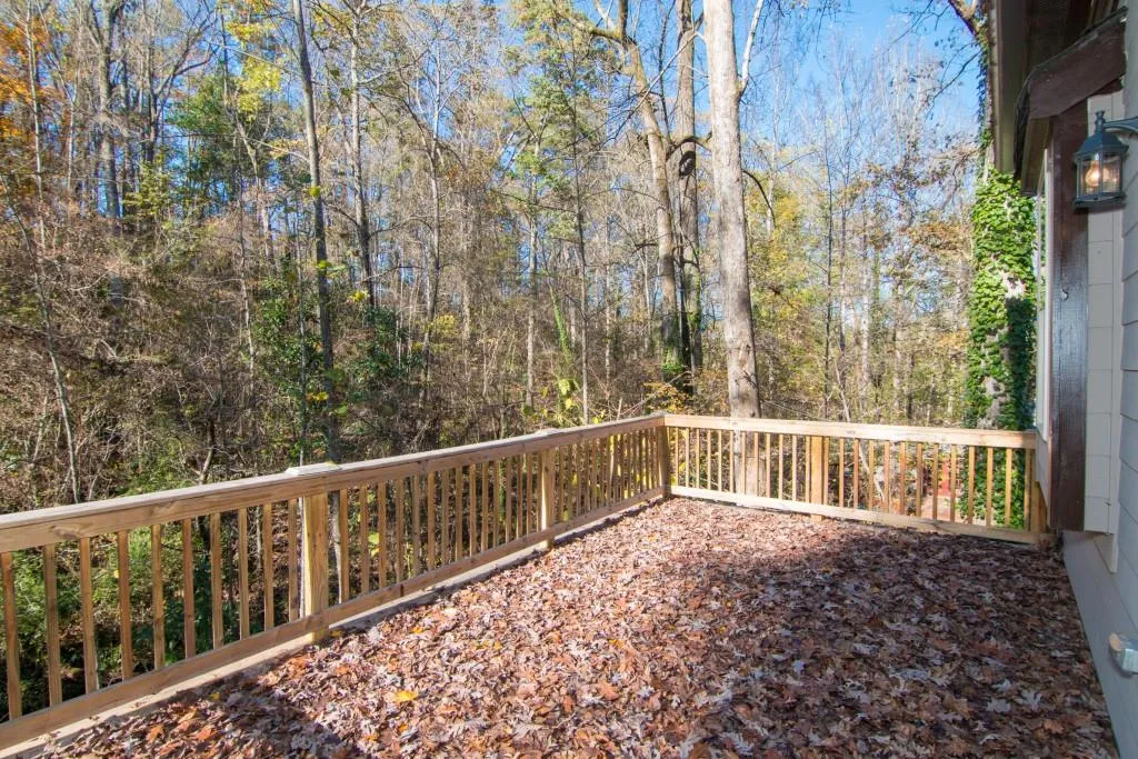 209 N Mill Road, Sandy Springs, Georgia 30328, 4 Bedrooms Bedrooms, ,3 BathroomsBathrooms,Residential,Sold,209 N Mill Road,5617628
