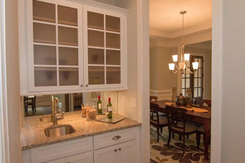 209 N Mill Road, Sandy Springs, Georgia 30328, 4 Bedrooms Bedrooms, ,3 BathroomsBathrooms,Residential,Sold,209 N Mill Road,5617628