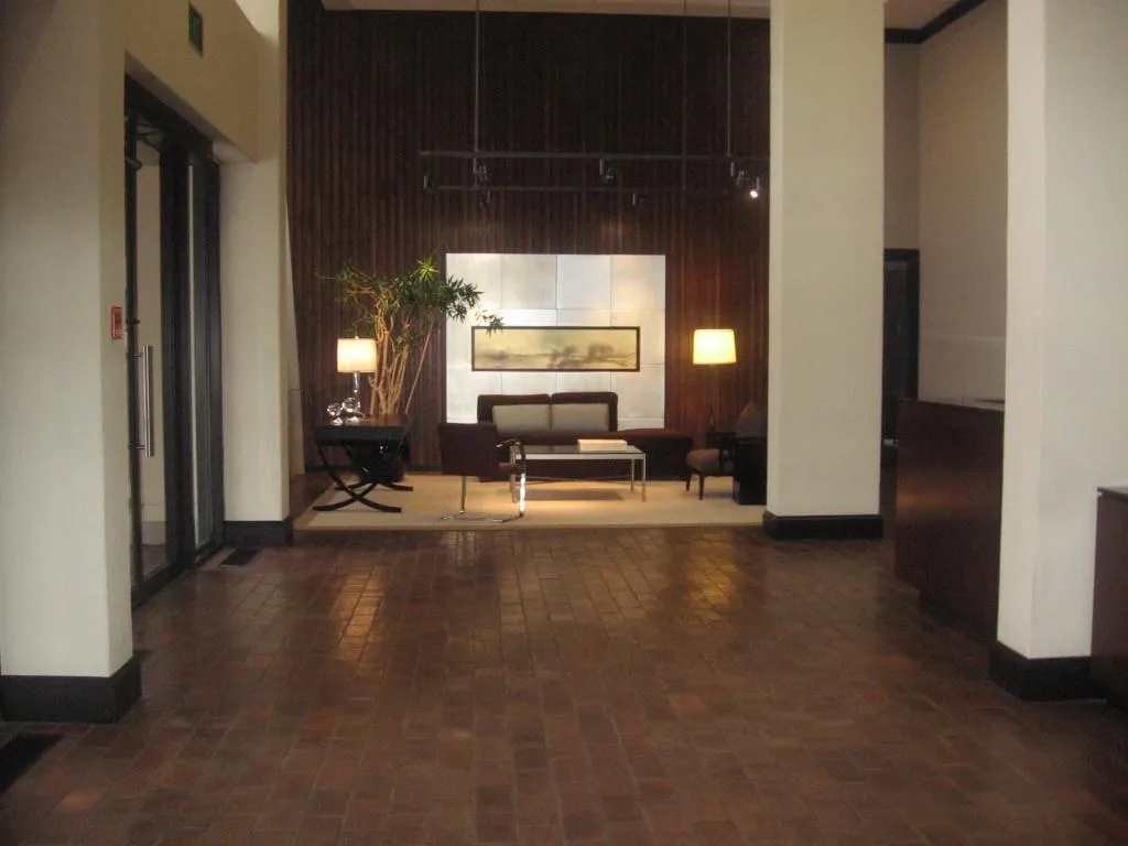 2575 Peachtree Road Ne Unit 16c, Atlanta, Georgia 30305, 2 Bedrooms Bedrooms, ,2 BathroomsBathrooms,Residential,Sold,2575 Peachtree Road Ne Unit 16c,5512170