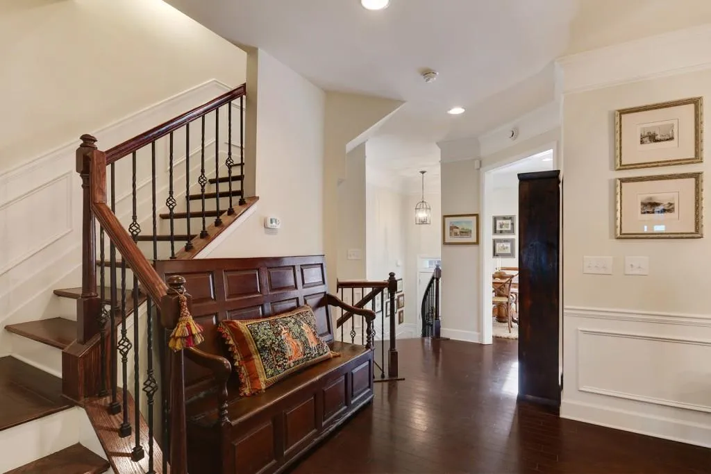 2540 Sibley Drive Unit 2540, Atlanta, Georgia 30324, 4 Bedrooms Bedrooms, ,3 BathroomsBathrooms,Residential,Sold,2540 Sibley Drive Unit 2540,5638681