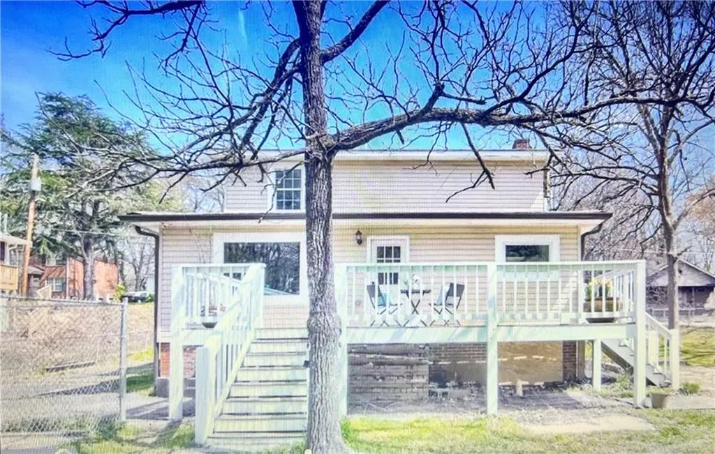530 Elmwood Road Nw, Atlanta, Georgia 30318, 4 Bedrooms Bedrooms, 0 ,2 BathroomsBathrooms,Residential,For Sale,530 Elmwood Road Nw,7713218