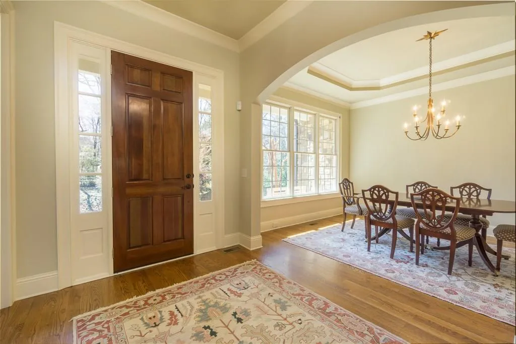 3765 Powers Ferry Road, Atlanta, Georgia 30342, 4 Bedrooms Bedrooms, ,4 BathroomsBathrooms,Residential,Sold,3765 Powers Ferry Road,5980910