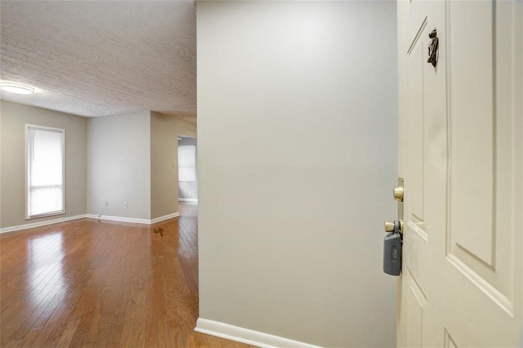 5159 ROSWELL Road Unit 7, Atlanta, Georgia 30342, 1 Bedroom Bedrooms, ,1 BathroomBathrooms,Residential,Sold,5159 ROSWELL Road Unit 7,7287875