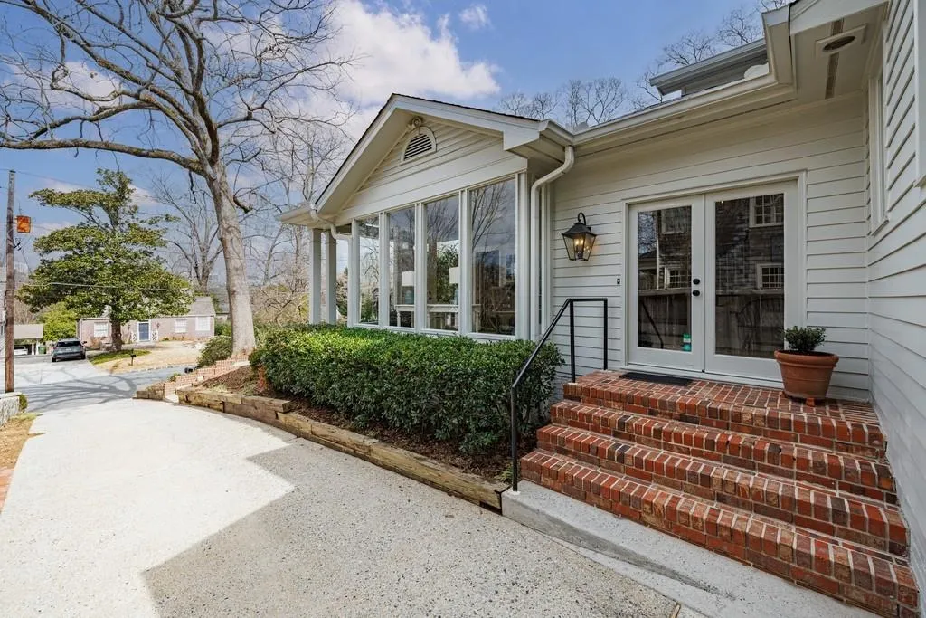 241 Lakeview Avenue Ne, Atlanta, Georgia 30305, 4 Bedrooms Bedrooms, 0 ,3 BathroomsBathrooms,Residential,For Sale,241 Lakeview Avenue Ne,7742483