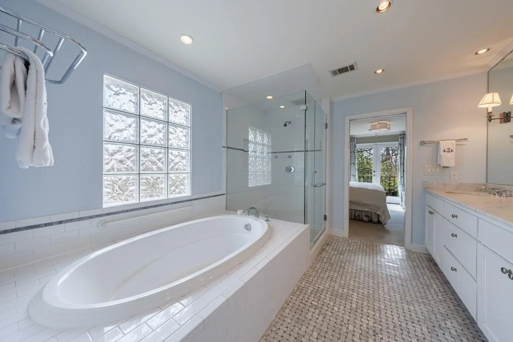241 Lakeview Avenue Ne, Atlanta, Georgia 30305, 4 Bedrooms Bedrooms, 0 ,3 BathroomsBathrooms,Residential,For Sale,241 Lakeview Avenue Ne,7742483
