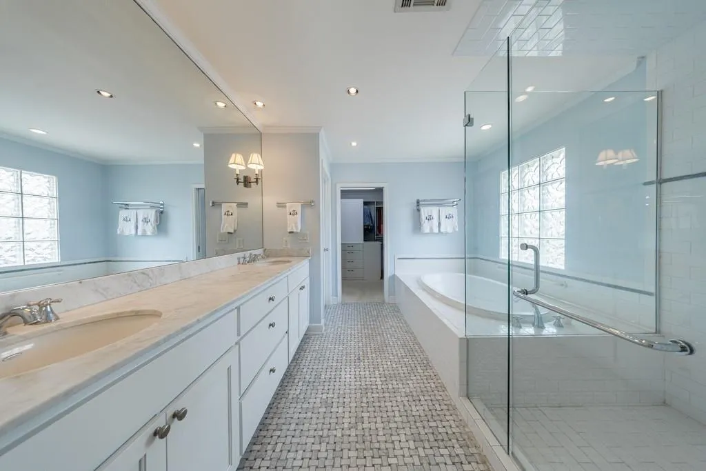 241 Lakeview Avenue Ne, Atlanta, Georgia 30305, 4 Bedrooms Bedrooms, 0 ,3 BathroomsBathrooms,Residential,For Sale,241 Lakeview Avenue Ne,7742483