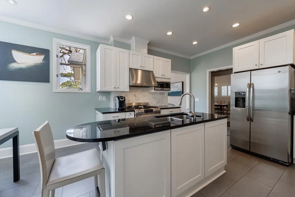 241 Lakeview Avenue Ne, Atlanta, Georgia 30305, 4 Bedrooms Bedrooms, 0 ,3 BathroomsBathrooms,Residential,For Sale,241 Lakeview Avenue Ne,7742483