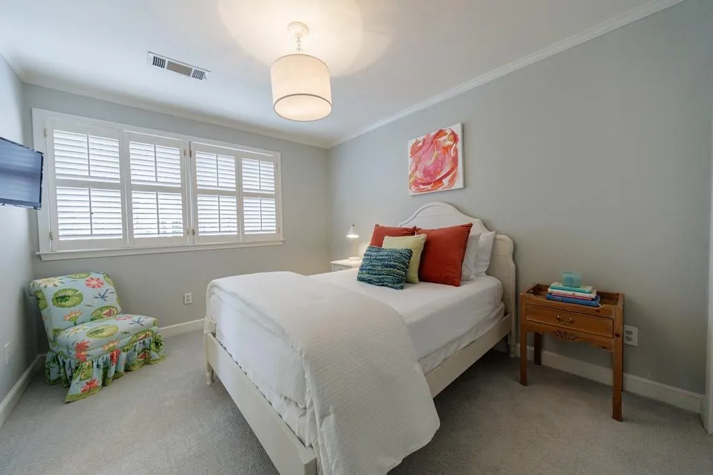 Secondary bedroom 2