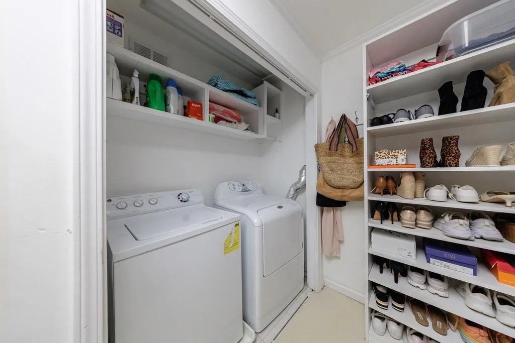 Primary Closet/Laundry