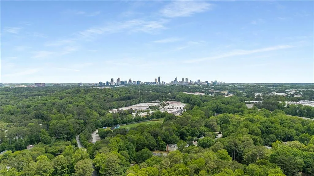 2559 Defoors Ferry Road Nw, Atlanta, Georgia 30318, 2 Bedrooms Bedrooms, ,1 BathroomBathrooms,Residential,For Sale,2559 Defoors Ferry Road Nw,7576957