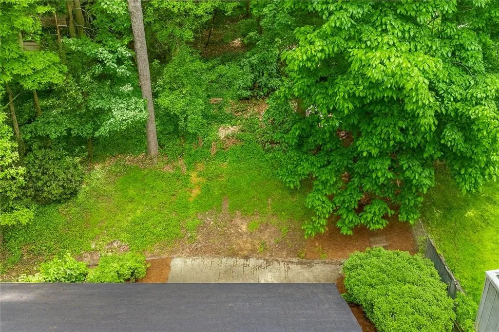 2559 Defoors Ferry Road Nw, Atlanta, Georgia 30318, 2 Bedrooms Bedrooms, ,1 BathroomBathrooms,Residential,For Sale,2559 Defoors Ferry Road Nw,7576957