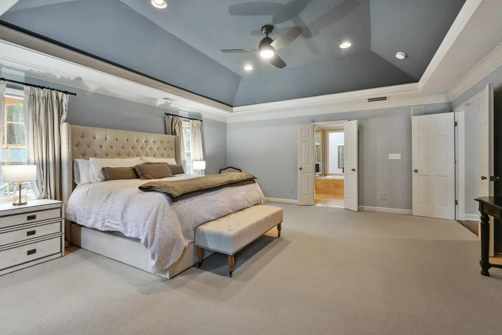 100 Cameron Glen Drive, Sandy Springs, Georgia 30328, 5 Bedrooms Bedrooms, ,4 BathroomsBathrooms,Residential,Sold,100 Cameron Glen Drive,6679678