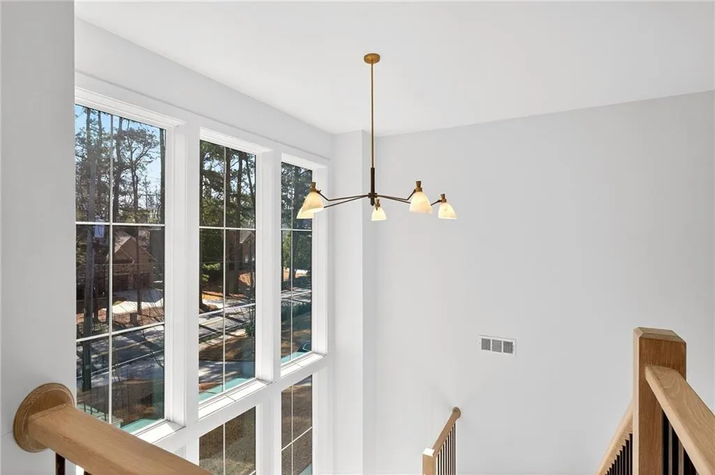 510 Windsor Parkway, Atlanta, Georgia 30342, 5 Bedrooms Bedrooms, ,5 BathroomsBathrooms,Residential,For Sale,510 Windsor Parkway,7765416