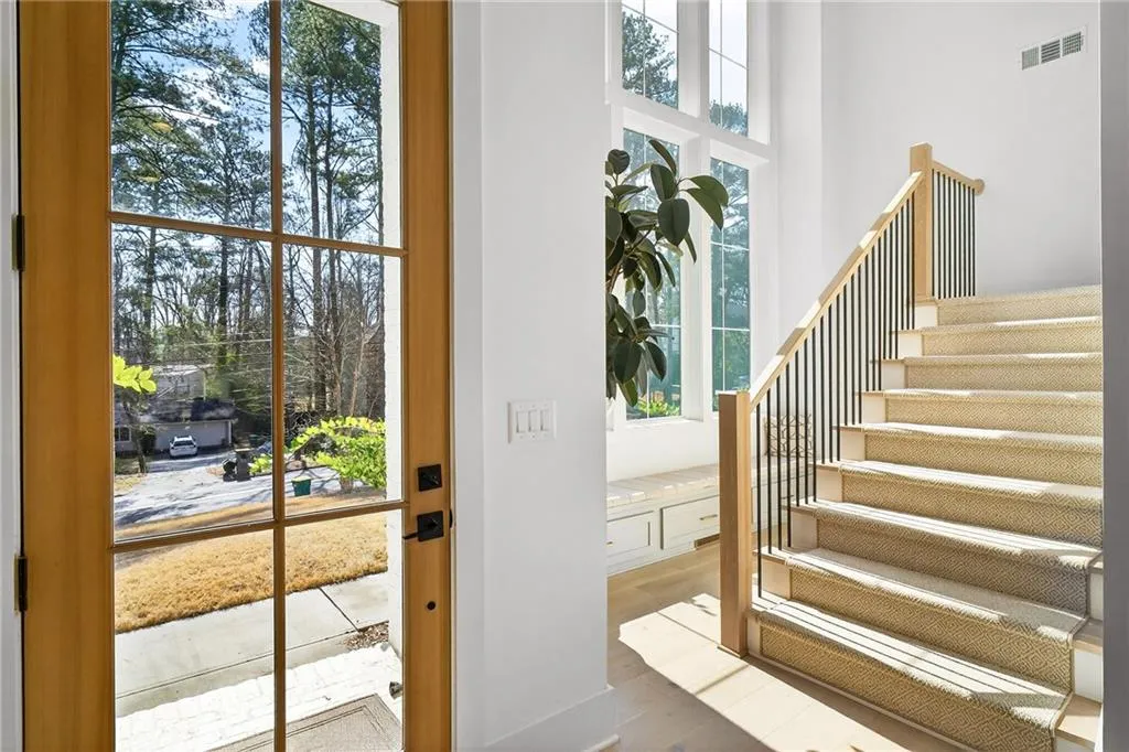 510 Windsor Parkway, Atlanta, Georgia 30342, 5 Bedrooms Bedrooms, ,5 BathroomsBathrooms,Residential,For Sale,510 Windsor Parkway,7765416