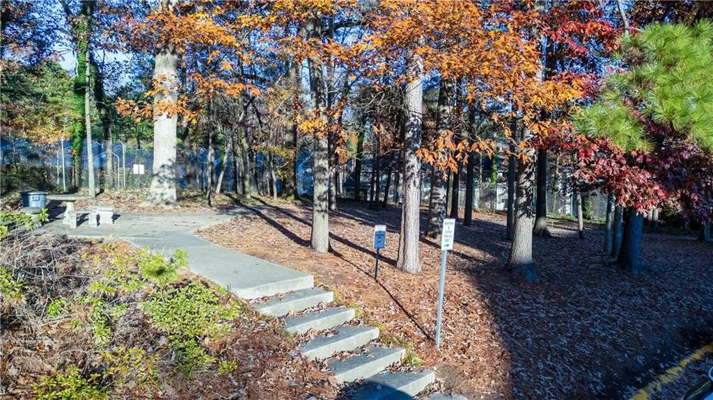 6851 Roswell Road Unit F32, Sandy Springs, Georgia 30328, 2 Bedrooms Bedrooms, ,2 BathroomsBathrooms,Residential,For Sale,6851 Roswell Road Unit F32,7622115