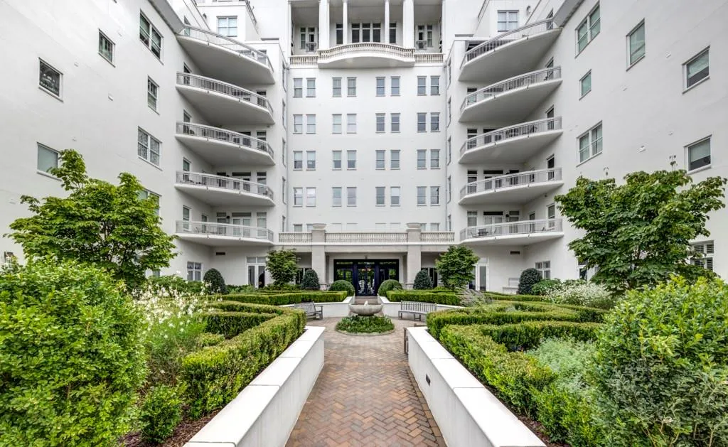 2500 Peachtree Road Nw Unit 606n, Atlanta, Georgia 30305, 4 Bedrooms Bedrooms, ,3 BathroomsBathrooms,Residential,For Sale,2500 Peachtree Road Nw Unit 606n,7646339