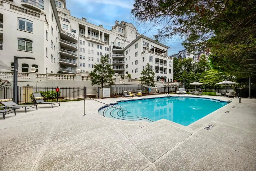 2500 Peachtree Road Nw Unit 606n, Atlanta, Georgia 30305, 4 Bedrooms Bedrooms, ,3 BathroomsBathrooms,Residential,For Sale,2500 Peachtree Road Nw Unit 606n,7646339