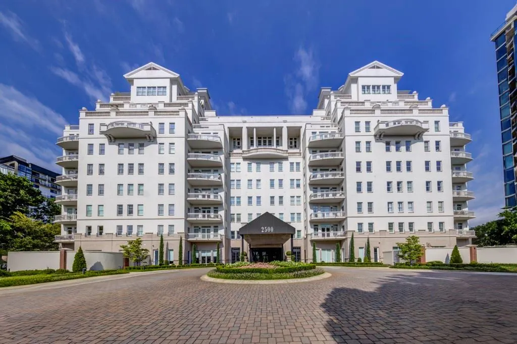 2500 Peachtree Road Nw Unit 606n, Atlanta, Georgia 30305, 4 Bedrooms Bedrooms, ,3 BathroomsBathrooms,Residential,For Sale,2500 Peachtree Road Nw Unit 606n,7646339