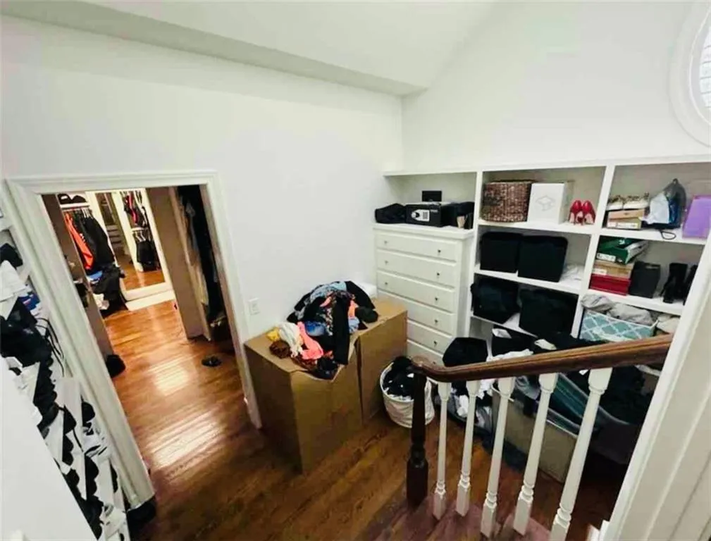 4288 Olde Mill Lane Ne, Atlanta, Georgia 30342, 5 Bedrooms Bedrooms, ,4 BathroomsBathrooms,Residential,For Sale,4288 Olde Mill Lane Ne,7646216
