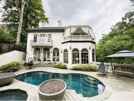 4288 Olde Mill Lane Ne, Atlanta, Georgia 30342, 5 Bedrooms Bedrooms, ,4 BathroomsBathrooms,Residential,For Sale,4288 Olde Mill Lane Ne,7646216