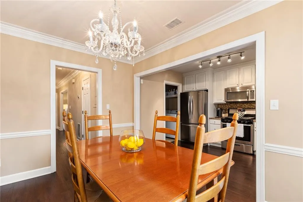 103 Mount Vernon Circle, Atlanta, Georgia 30338, 2 Bedrooms Bedrooms, ,2 BathroomsBathrooms,Residential,Sold,103 Mount Vernon Circle,6695029