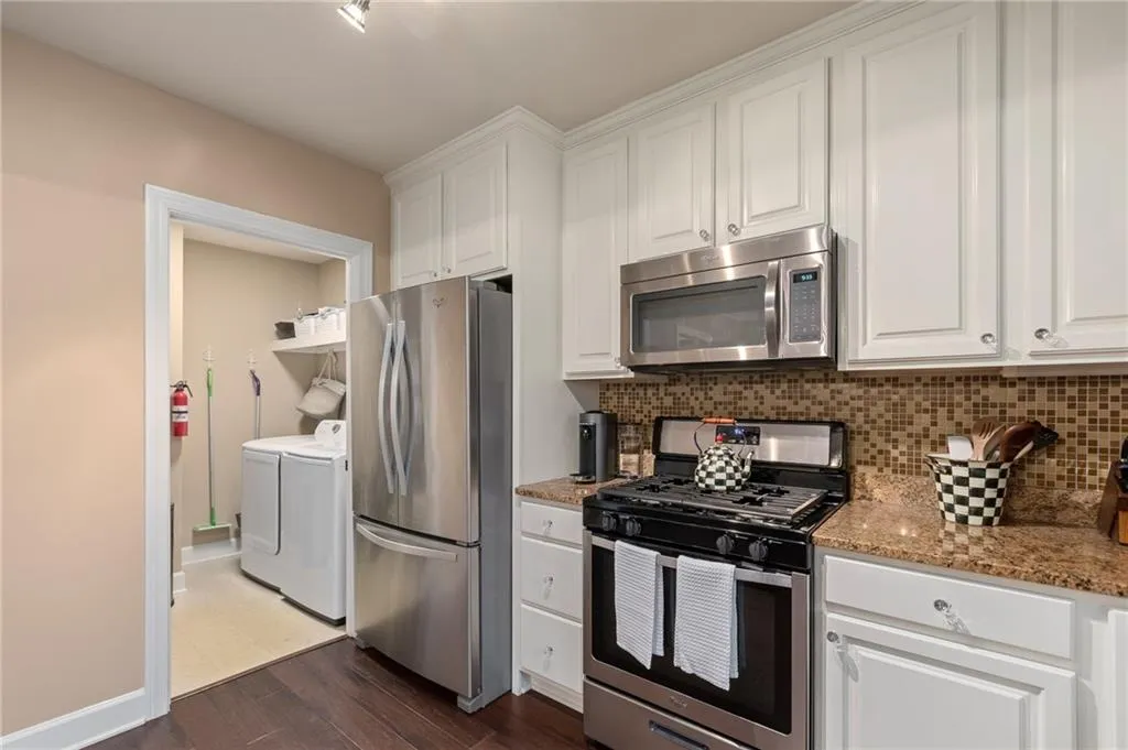 103 Mount Vernon Circle, Atlanta, Georgia 30338, 2 Bedrooms Bedrooms, ,2 BathroomsBathrooms,Residential,Sold,103 Mount Vernon Circle,6695029