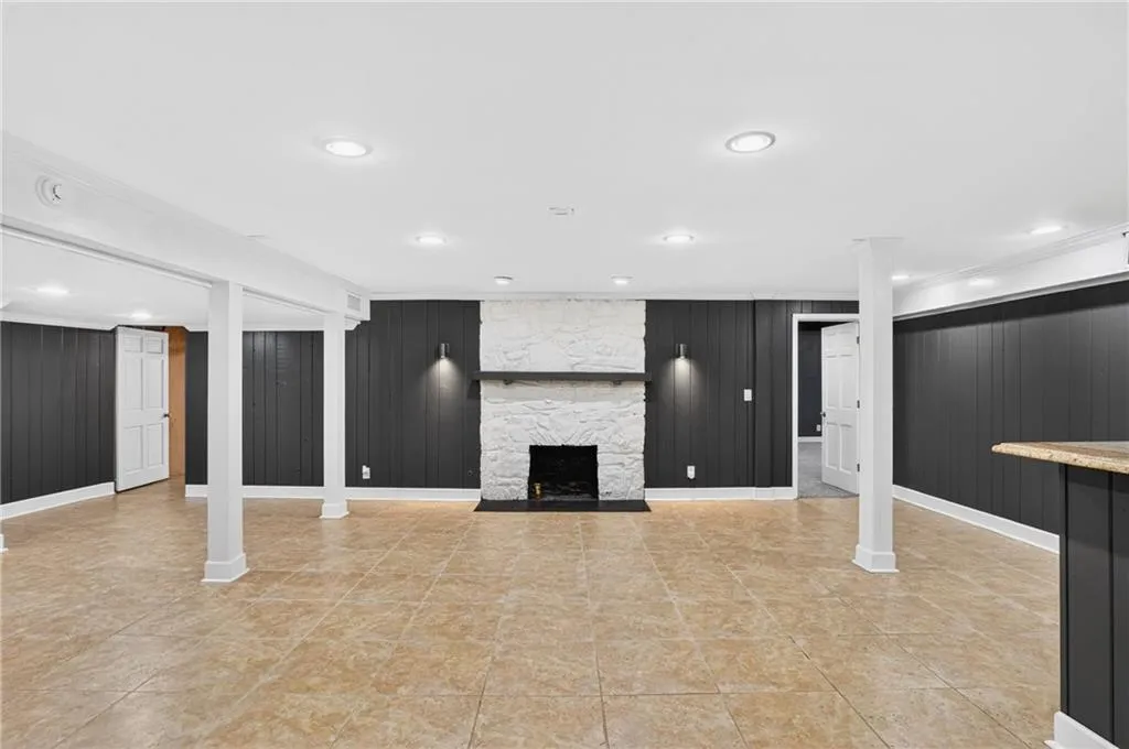1190 W Wesley Road Nw, Atlanta, Georgia 30327, 5 Bedrooms Bedrooms, 0 ,4 BathroomsBathrooms,Land,For Sale,1190 W Wesley Road Nw,7753415