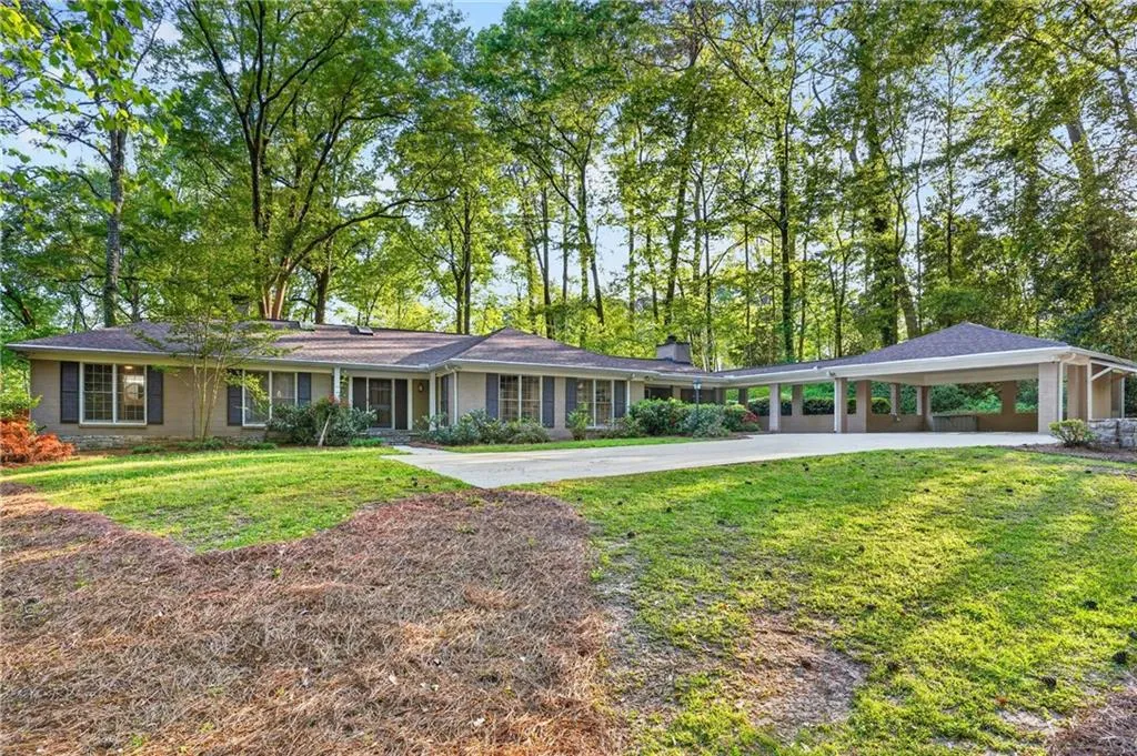 1190 W Wesley Road Nw, Atlanta, Georgia 30327, 5 Bedrooms Bedrooms, 0 ,4 BathroomsBathrooms,Land,For Sale,1190 W Wesley Road Nw,7753415
