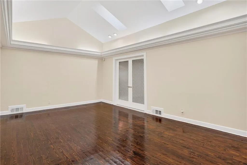 1190 W Wesley Road Nw, Atlanta, Georgia 30327, 5 Bedrooms Bedrooms, 0 ,4 BathroomsBathrooms,Land,For Sale,1190 W Wesley Road Nw,7753415