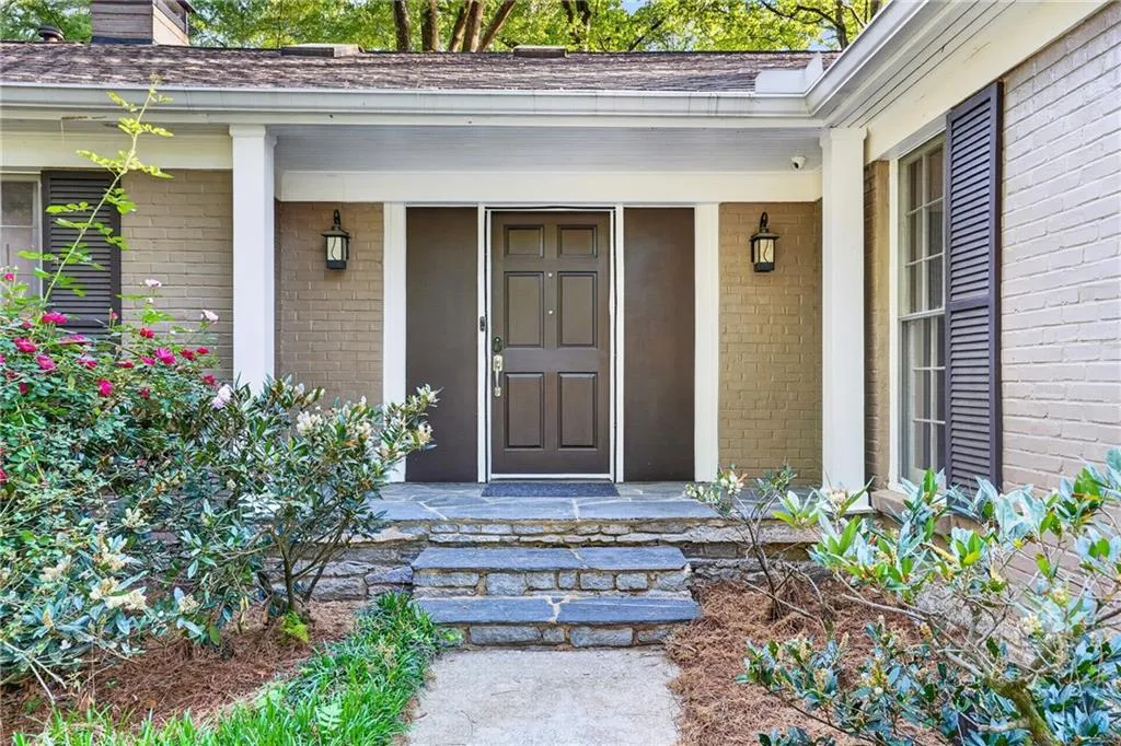 1190 W Wesley Road Nw, Atlanta, Georgia 30327, 5 Bedrooms Bedrooms, 0 ,4 BathroomsBathrooms,Land,For Sale,1190 W Wesley Road Nw,7753415