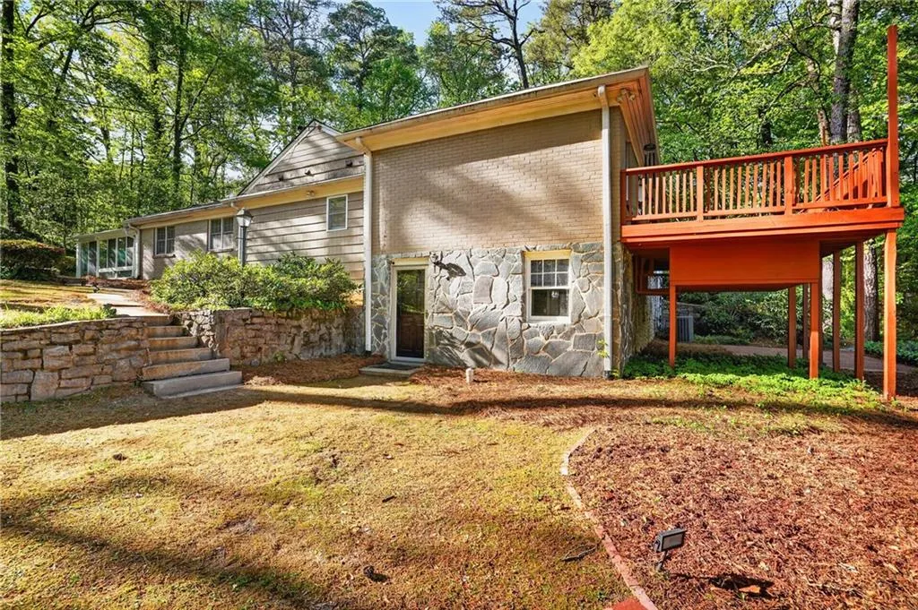 1190 W Wesley Road Nw, Atlanta, Georgia 30327, 5 Bedrooms Bedrooms, 0 ,4 BathroomsBathrooms,Land,For Sale,1190 W Wesley Road Nw,7753415