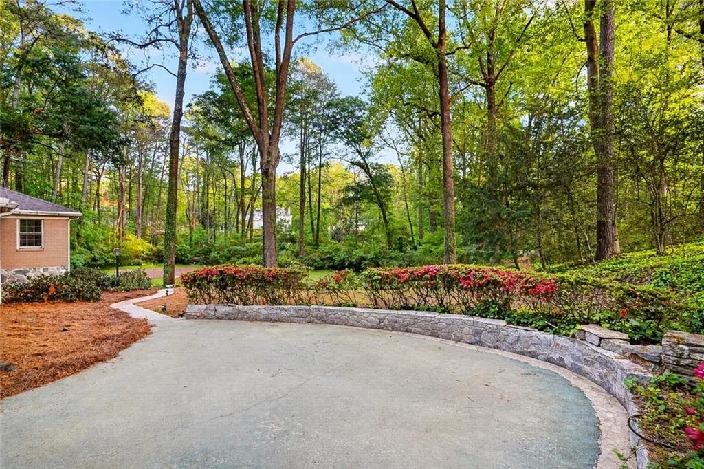 1190 W Wesley Road Nw, Atlanta, Georgia 30327, 5 Bedrooms Bedrooms, 0 ,4 BathroomsBathrooms,Land,For Sale,1190 W Wesley Road Nw,7753415
