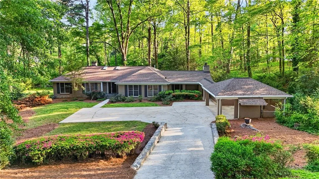 1190 W Wesley Road Nw, Atlanta, Georgia 30327, 5 Bedrooms Bedrooms, 0 ,4 BathroomsBathrooms,Land,For Sale,1190 W Wesley Road Nw,7753415
