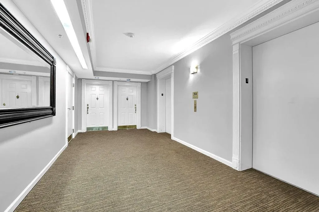 1 Biscayne Drive Nw Unit 304, Atlanta, Georgia 30309, 1 Bedroom Bedrooms, ,1 BathroomBathrooms,Residential,For Sale,1 Biscayne Drive Nw Unit 304,7640356