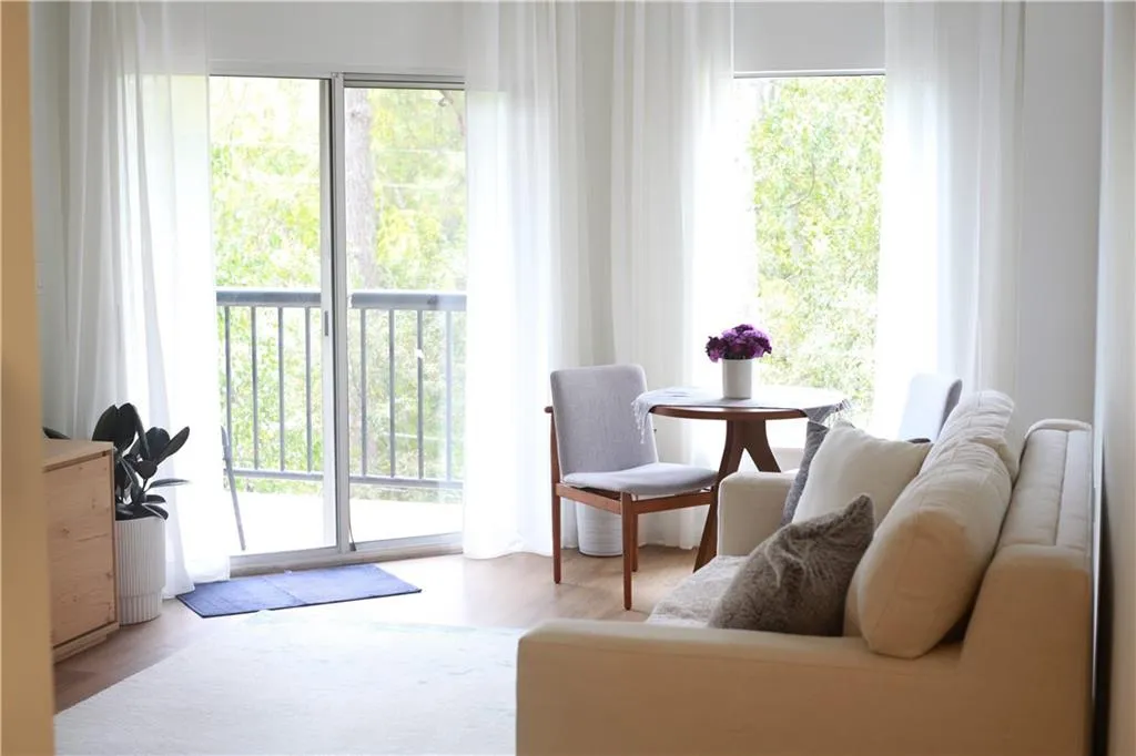 1 Biscayne Drive Nw Unit 304, Atlanta, Georgia 30309, 1 Bedroom Bedrooms, ,1 BathroomBathrooms,Residential,For Sale,1 Biscayne Drive Nw Unit 304,7640356