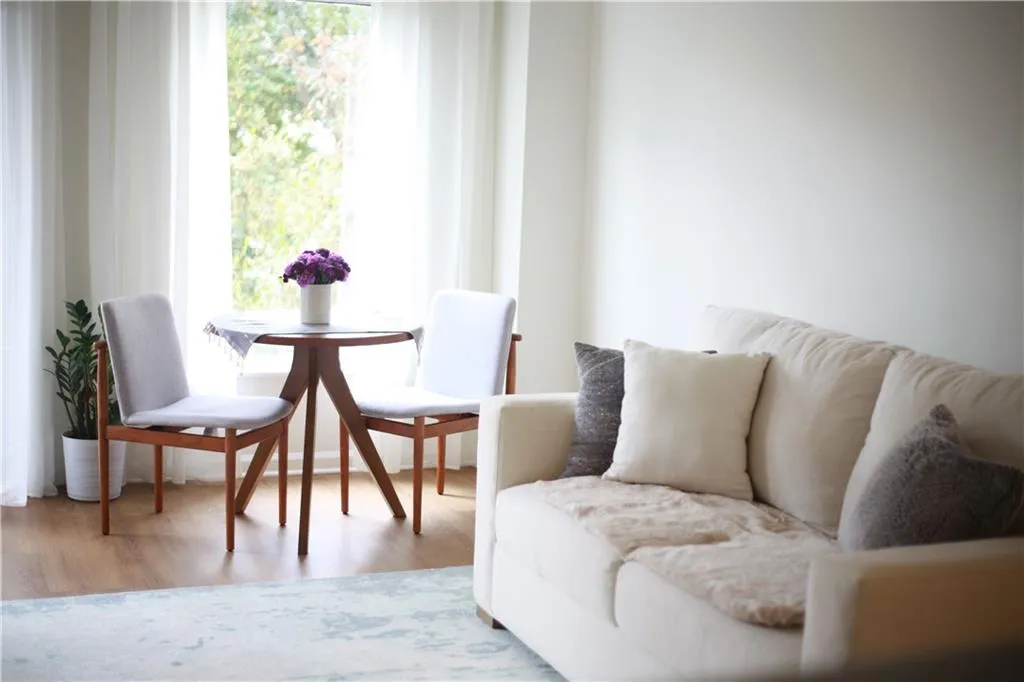 1 Biscayne Drive Nw Unit 304, Atlanta, Georgia 30309, 1 Bedroom Bedrooms, ,1 BathroomBathrooms,Residential,For Sale,1 Biscayne Drive Nw Unit 304,7640356