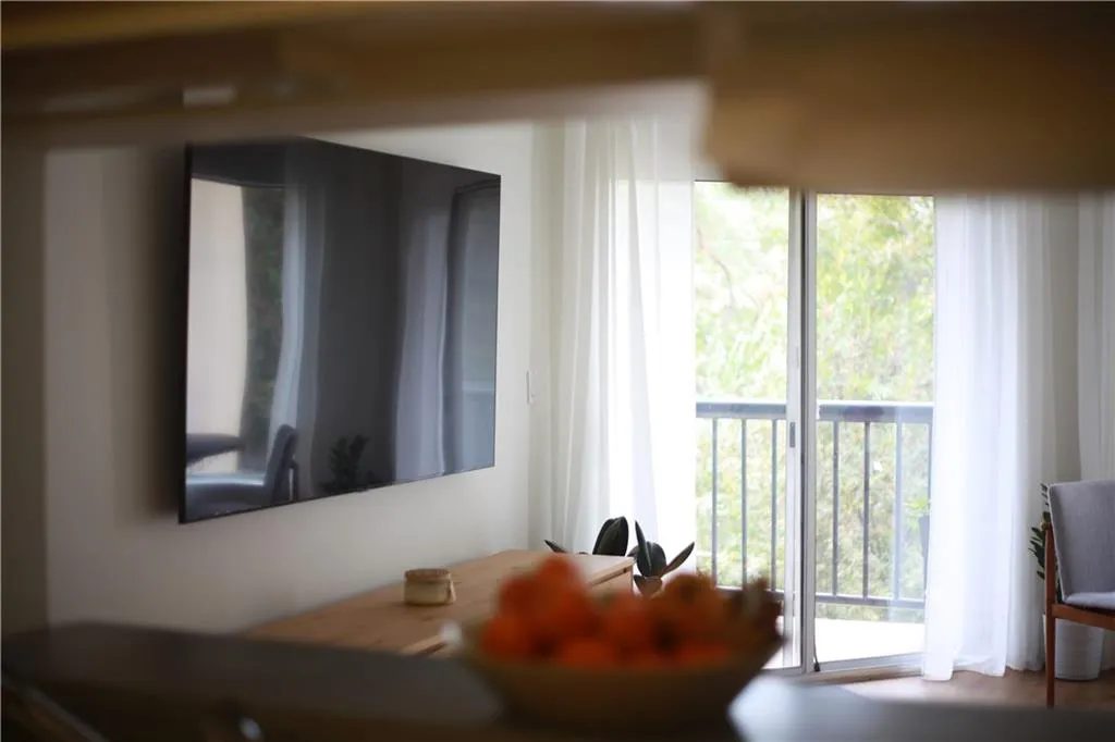 1 Biscayne Drive Nw Unit 304, Atlanta, Georgia 30309, 1 Bedroom Bedrooms, ,1 BathroomBathrooms,Residential,For Sale,1 Biscayne Drive Nw Unit 304,7640356