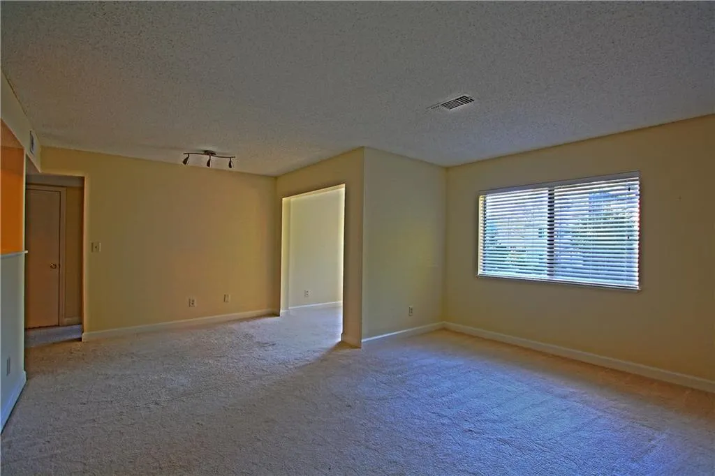 1403 Wingate Way, Sandy Springs, Georgia 30350, 1 Bedroom Bedrooms, ,1 BathroomBathrooms,Residential,Sold,1403 Wingate Way,5959373