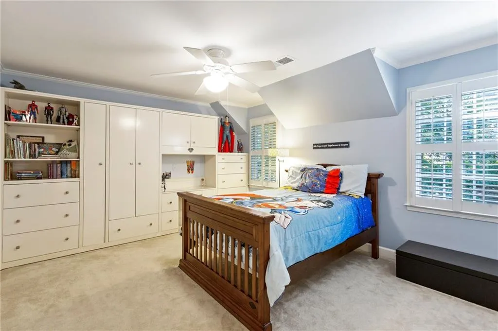 430 Huntcliff Green, Sandy Springs, Georgia 30350, 4 Bedrooms Bedrooms, ,4 BathroomsBathrooms,Residential,Sold,430 Huntcliff Green,6791309