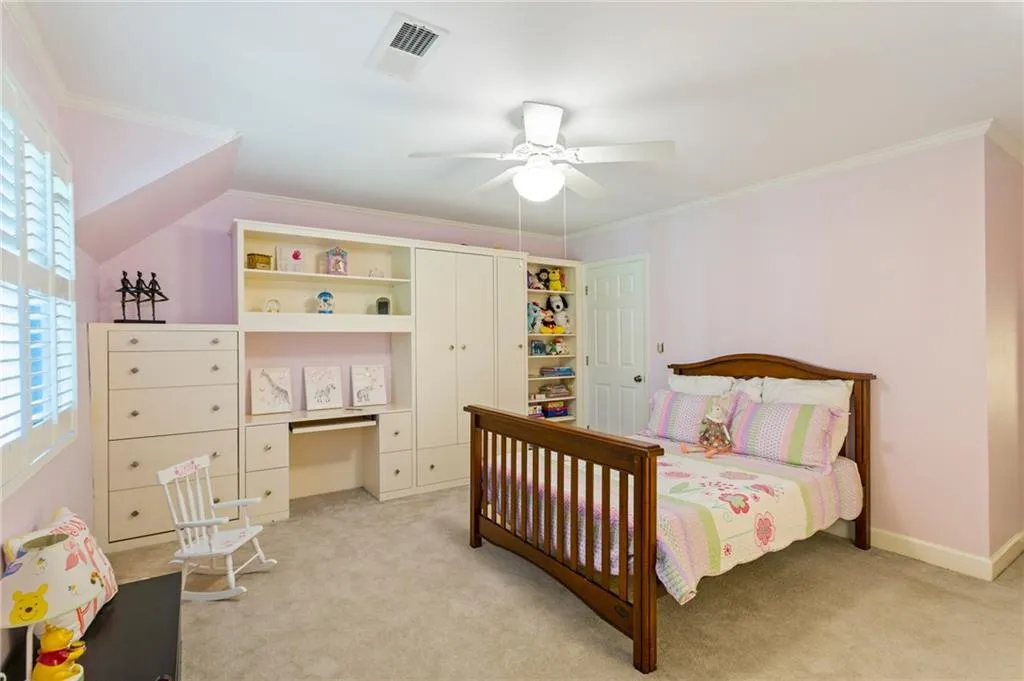 430 Huntcliff Green, Sandy Springs, Georgia 30350, 4 Bedrooms Bedrooms, ,4 BathroomsBathrooms,Residential,Sold,430 Huntcliff Green,6791309