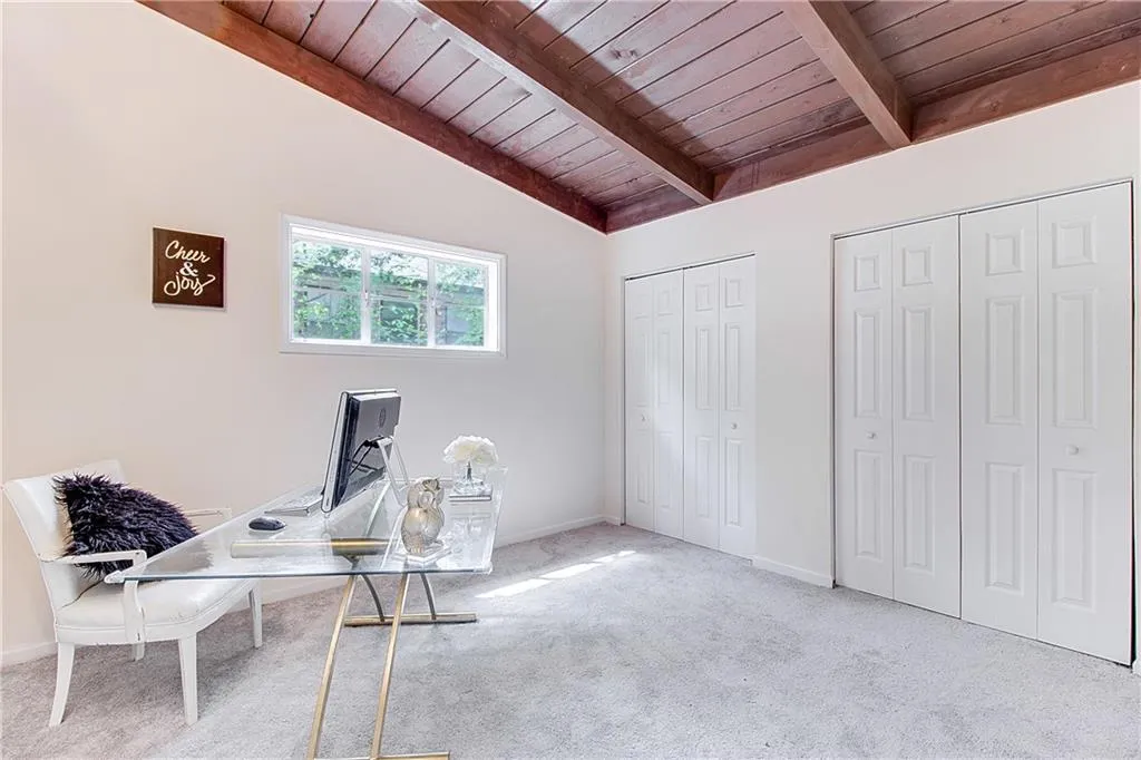 34 W Belle Isle Road, Sandy Springs, Georgia 30342, 5 Bedrooms Bedrooms, ,3 BathroomsBathrooms,Residential,Sold,34 W Belle Isle Road,6055965