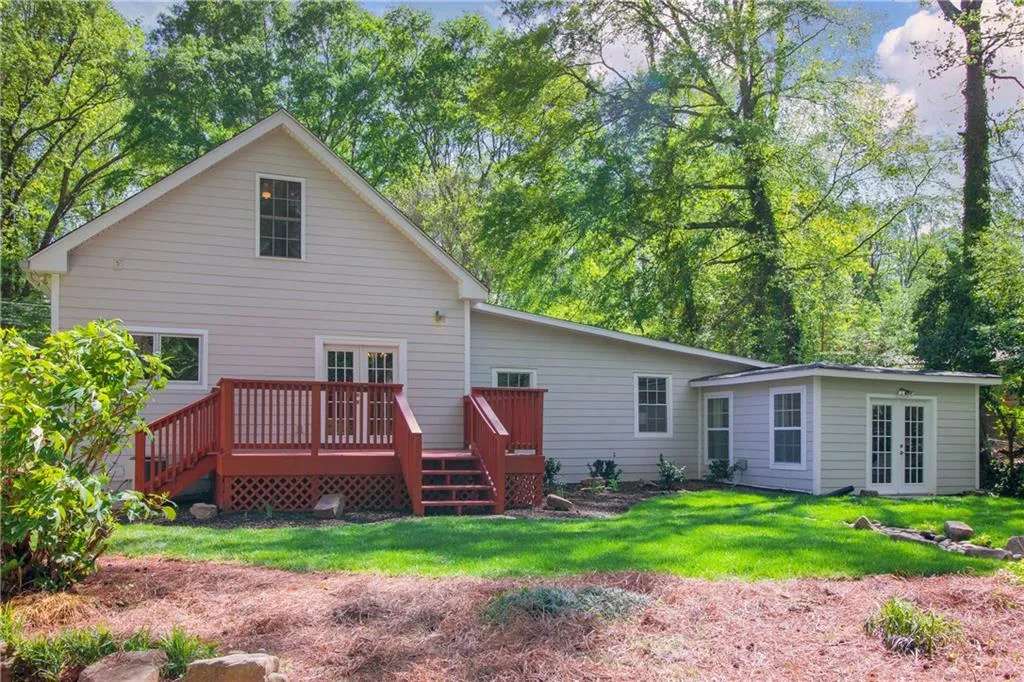 34 W Belle Isle Road, Sandy Springs, Georgia 30342, 5 Bedrooms Bedrooms, ,3 BathroomsBathrooms,Residential,Sold,34 W Belle Isle Road,6055965