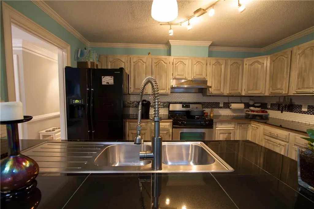 430 Brantley Road, Atlanta, Georgia 30350, 4 Bedrooms Bedrooms, ,3 BathroomsBathrooms,Residential,Sold,430 Brantley Road,5732252