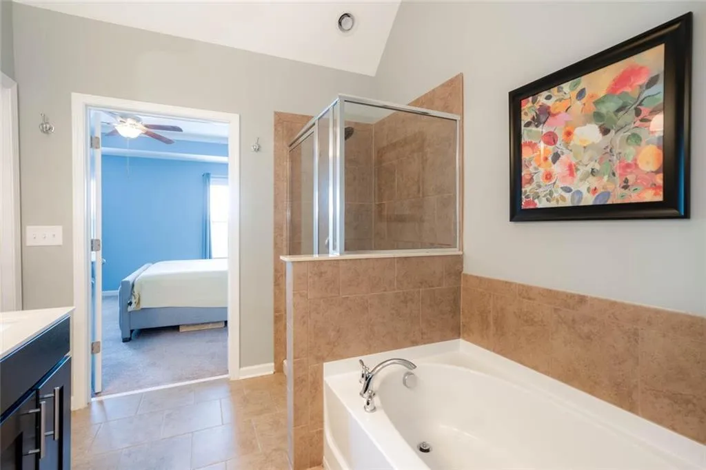 7600 Stoneridge Drive, Atlanta, Georgia 30328, 3 Bedrooms Bedrooms, ,3 BathroomsBathrooms,Residential,Sold,7600 Stoneridge Drive,7243430