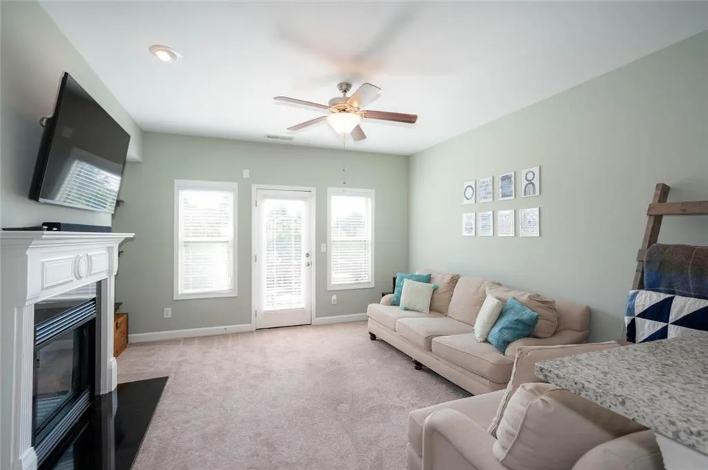 7600 Stoneridge Drive, Atlanta, Georgia 30328, 3 Bedrooms Bedrooms, ,3 BathroomsBathrooms,Residential,Sold,7600 Stoneridge Drive,7243430